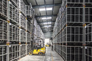 Thor puts 2 logistics warehouses for sale in Barcelona