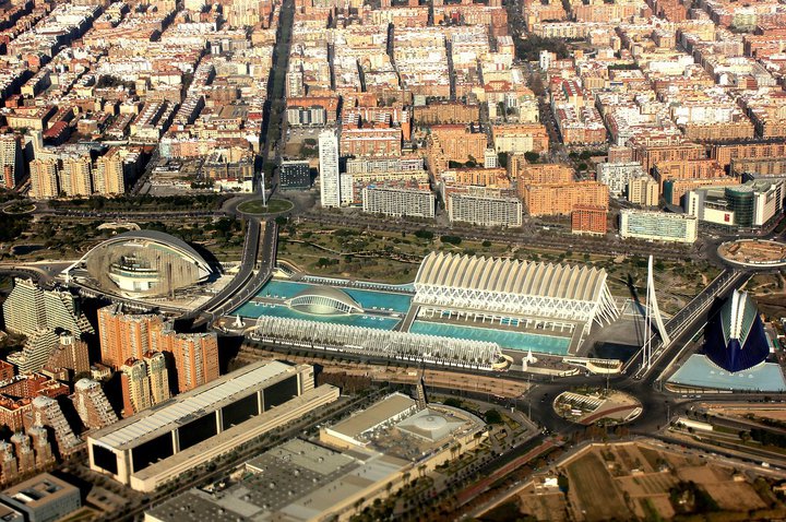 Inbest buys an asset from El Corte Inglés in Valencia