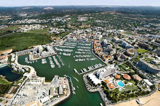 LONE STAR PUTS VILAMOURA BACK ON THE MARKET 