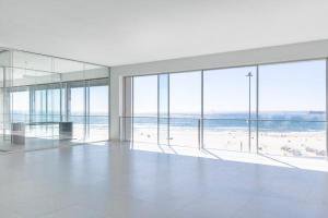 RETURN FROM PORTUGUESE REAL ESTATE SHOULD STAY IN TWO DIGITS 
