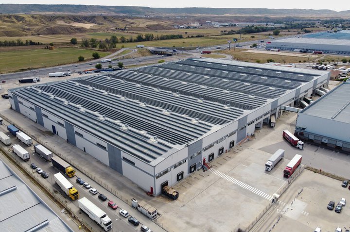 Logicor sells C&A, Cortefiel, Primark and Leroy Merlin logistics centers to EQT Exeter